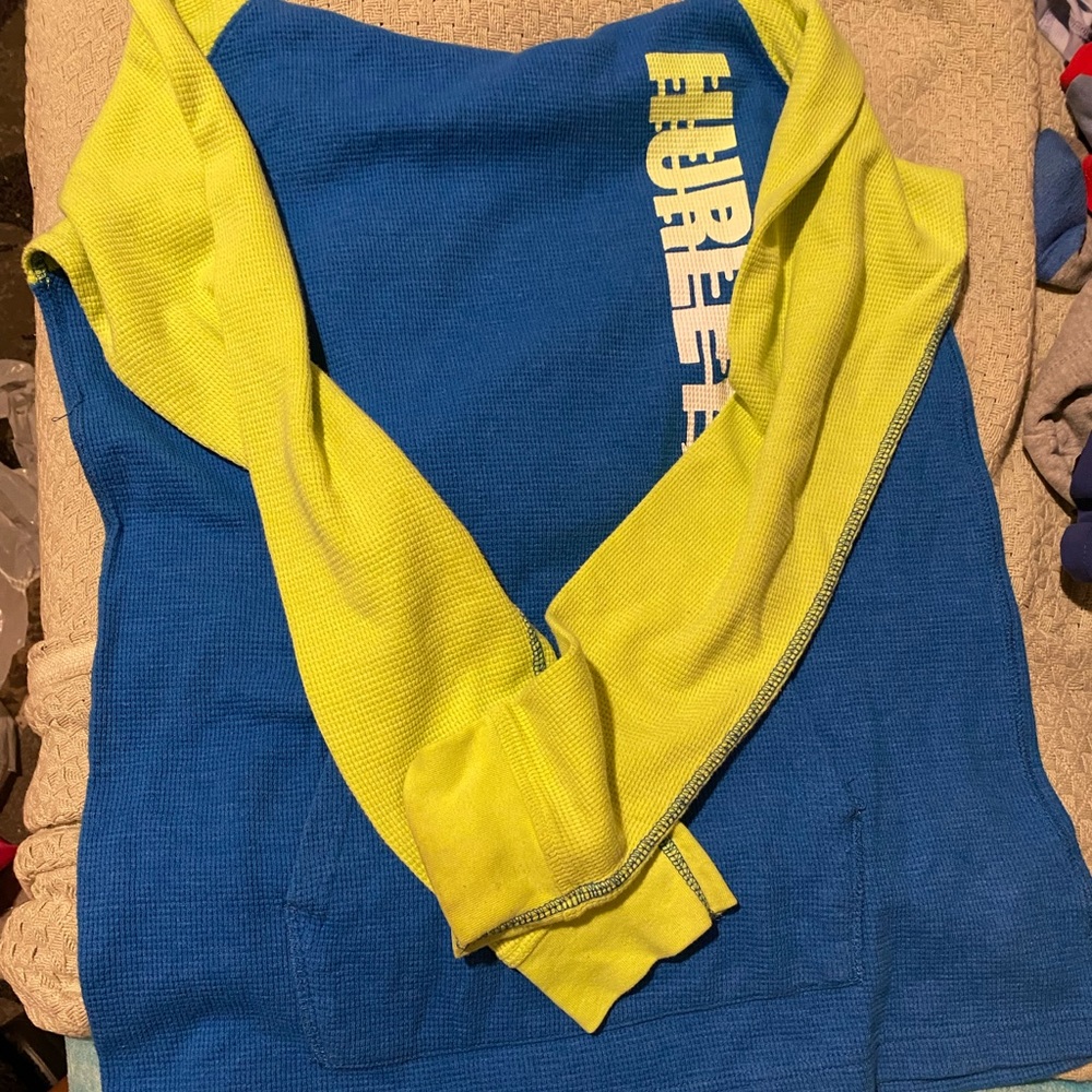 ⭐️Yellow and blue sweater